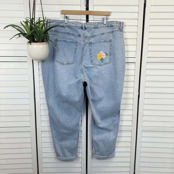 Disney X‎ Hot Topic Mickey Minnie Mouse Floral Mom Jeans Light Wash Plus Size 28 - Picture 7 of 12